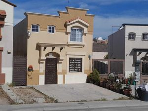 Casa en Venta en Urbi Quinta del Cedro Tijuana