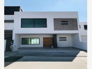 Casa en Venta en Milenio 3a. Sección Querétaro