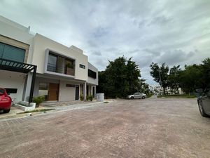 VENTA CASA  ARBOLADA CANCUN