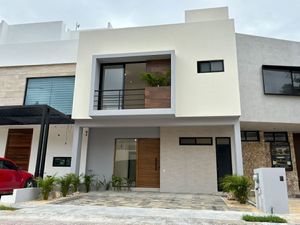 VENTA CASA  ARBOLADA CANCUN