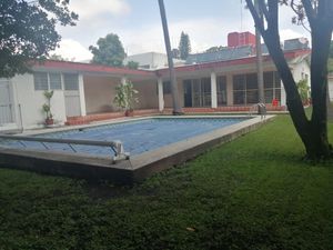 Casa en Un Nivel col. Lomas de Cuernavaca