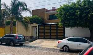 Vende Casa en Jardines de Guadalupe