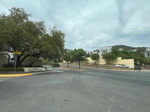 Casa en Renta Sierra Alta (Rincón de los Ríos)