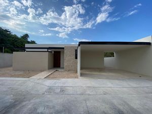 Casa en venta una planta Mérida Yucatán, Privada Rocío Country Living