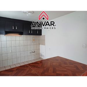 CASA EN AV. AGUILAS Y CALLE 70 (COLONIA PRI)