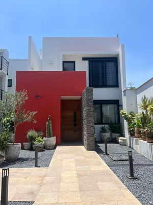 Linda casa en venta ubicado en el centro de Querétaro