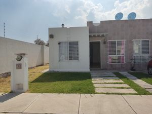 Casa en venta en Cerrada Marcelan 1501, Viñedos, Querétaro, Querétaro,  76235.