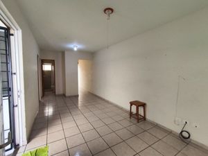 CASA EN VENTA DE 1 NIVEL EN ZONA CENTRO NORTE QUERETARO