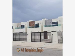 Casa en Venta en Petroquimicas Tampico