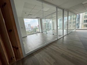 EXCELENTES OFICINAS DENTRO DE CORPORATIVO