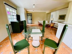 HERMOSO DEPARTAMENTO SERVICIOS INCLUIDOS JARDIN DE 150 METROS