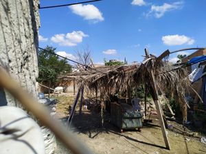 Terreno en venta o renta en Loma Dorada, Tonalá