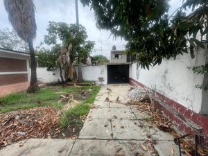 ATENCIÓN SE VENDE CASA POR REMODELAR EN EL CENTRO DE COCOYOC MORELOS‼️