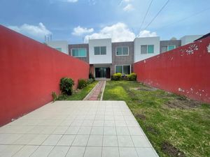 RENTÓ CASA 🏠 SOLA EN LA COLONIA SANTA BARBARA CUAUTLA MORELOS