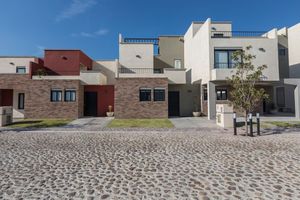 Villas / Residencias en Venta