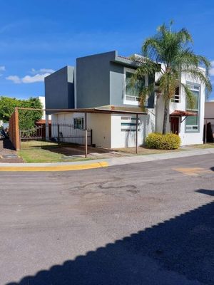 Casa en condominio en venta, Puerta Real, Corregidora, Querétaro.