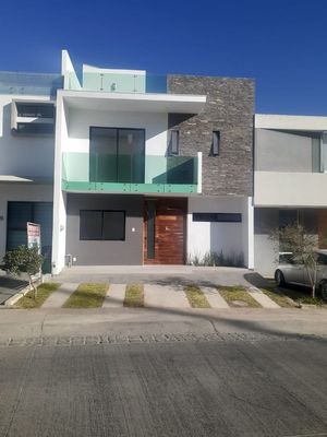 Casa en venta en Valle Imperial, Zapopan