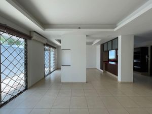 Casa en Venta en Las Lomas Residencial Alvarado