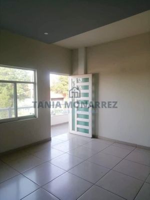 Edificio en venta en avenida principal