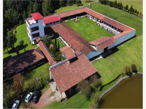 Finca/Rancho en Venta en Los Saúcos Valle de Bravo