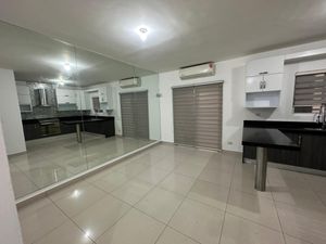 Casa en Venta en Espacio Cumbres Monterrey