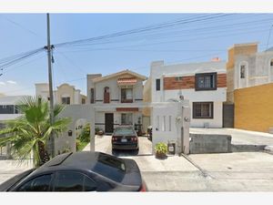 Casa en Venta en Misión de las Villas Santa Catarina