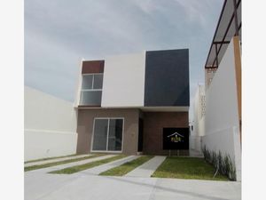 Casa en Venta en Lomas de la Rioja Alvarado