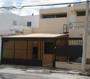 Casa en venta en Calle 23, La Florida, Mérida, Mérida, Yuc., 97138.