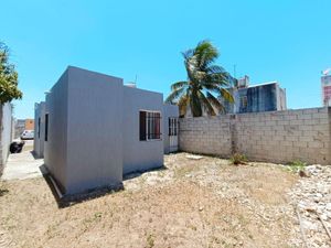 Casa en renta en Caucel los almendros en Mérida Yucatán zona poniente
