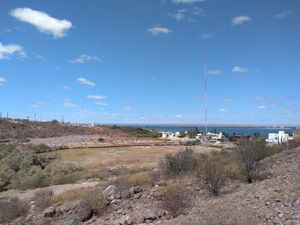 Terreno en Venta Cerca de La Piedra, Colina del Sol