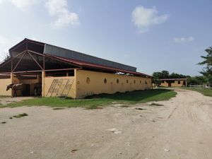 TERRENO CON CONSTRUCCIÓN EN OBRA NEGRA EN POLO CLUB