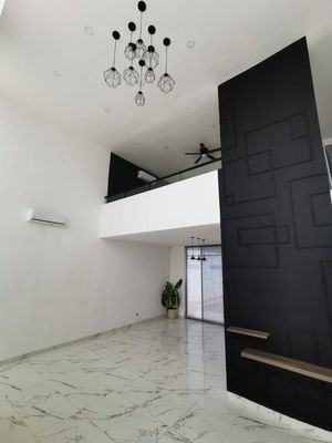 CASA EN VENTA EN REJOYADA