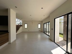 Casa en venta al sur , fraccionamiento CASA FUERTE