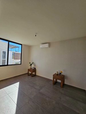 SE VENDE CASA EN ST ANGELO RESIDENCE