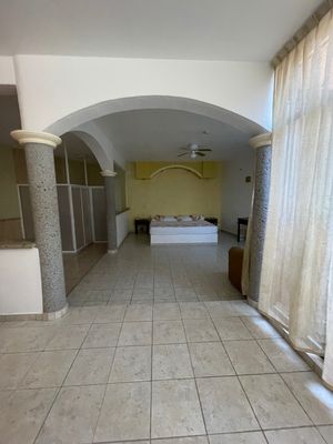 EN VENTA MOTEL DE 2500 M2 CERCA DEL AEROPUERTO