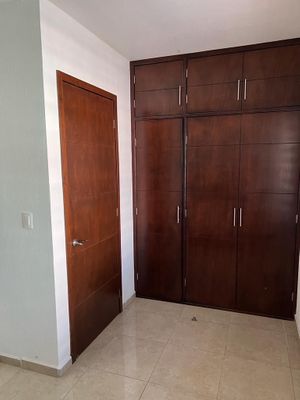 SE VENDE CASA EN VILLAS DE LA CANTERA