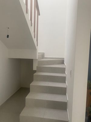 SE VENDE CASA EN ZARZALES