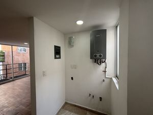 DEPARTAMENTO EN VENTA CON BALCÓN