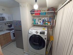 DEPARTAMENTO EN VENTA CON BALCÓN