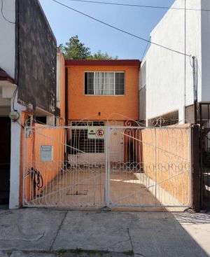 Casa en Venta en Fraccionamiento Real de Atizapán!!