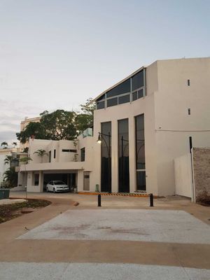 Edificio de Oficinas en Avenida Colón, Mérida, Yucatán