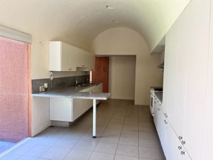 Exclusiva Casa en Condominio en Venta en La Loma Santa Fe (Los Patios II)