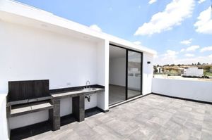 HERMOSA RESIDENCIA EN VENTA EN VALLE IMPERIAL DENTRO DE CONDOMINIO