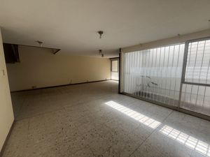 CASA EN VENTA EN JARDINES DEL MORAL LEÓN GUANAJUATO