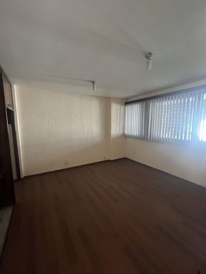 CASA EN VENTA EN JARDINES DEL MORAL LEÓN GUANAJUATO