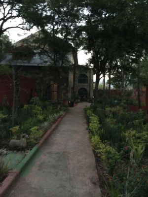 Quinta en VENTA en el Huajuquito, Los Cavazos en Santiago, Nuevo León
