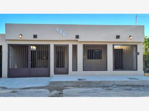 Casa en venta en Avenida Jesus Siqueiros 446, Olivares, Hermosillo, Sonora,  83180.