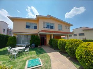 Casa en Venta en San Miguel Zinacantepec Zinacantepec