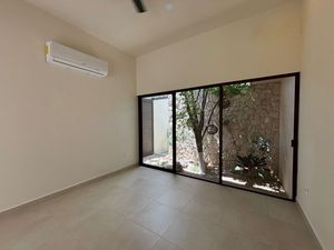 CASA VENTA MERIDA CHOLUL UNA SOLA PLANTA CON ALBERCA