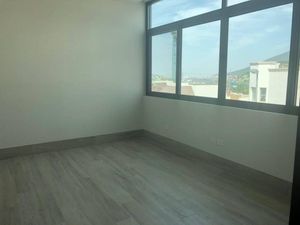 CASA EN VENTA EN PRIVANZAS, VALLE ORIENTE, SAN PEDRO GARZA GARCIA, NL